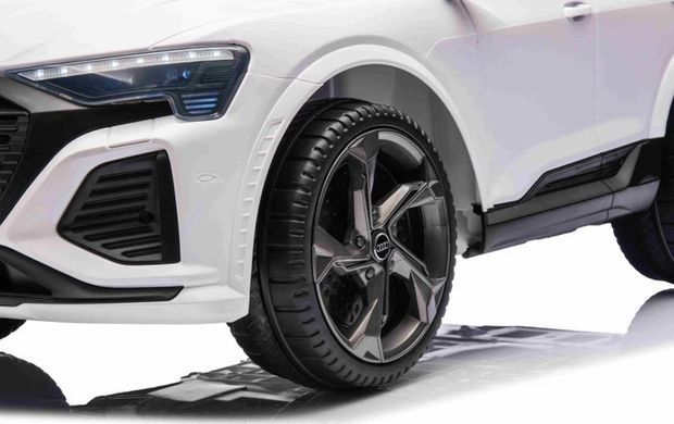 Купить Электромобиль детский AUDI SQ8 лицензия белый (9965) 5